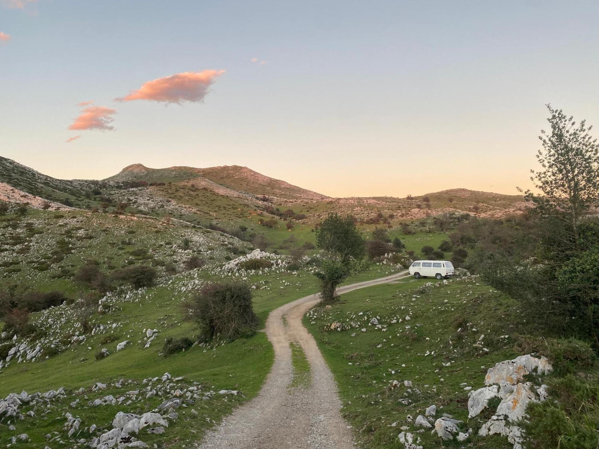 Casa Estilo Rural Con Jardin Entre Playa Y Montana Villa Каравия Екстериор снимка